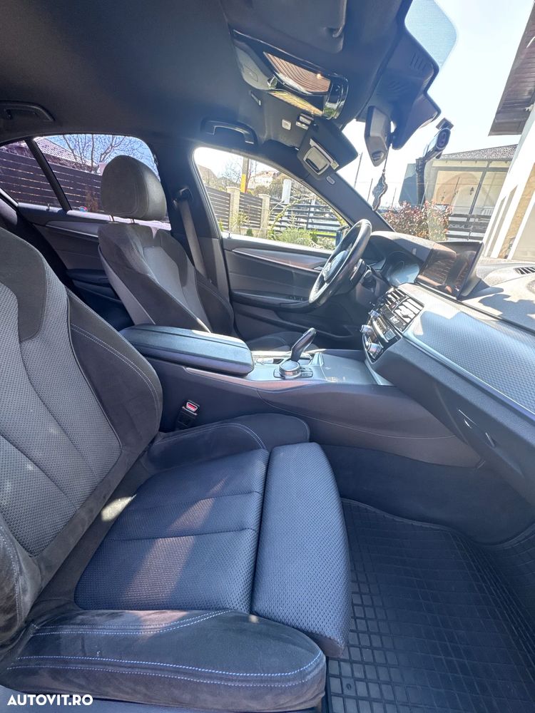 BMW Seria 5 520d xDrive AT - 15