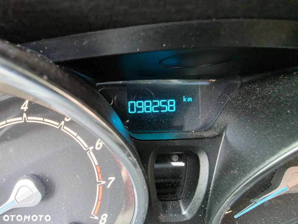 Ford Fiesta - 16