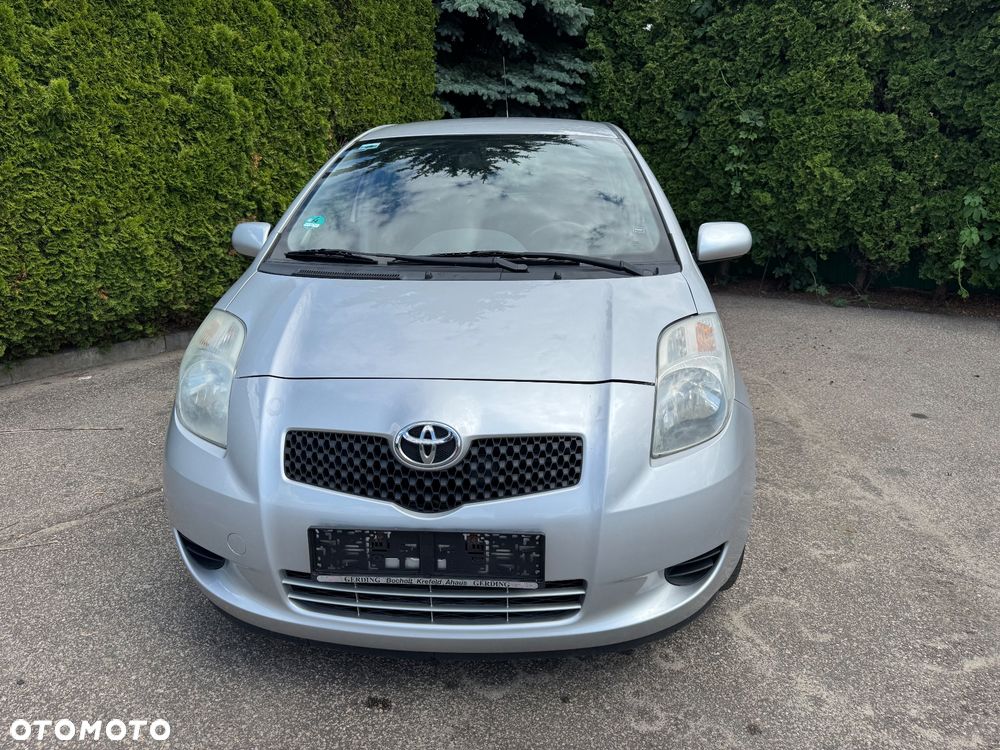 Toyota Yaris 1.0 VVT-i Sol - 4