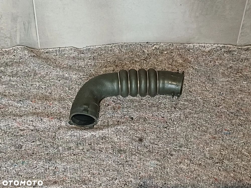 NR 600 Rura powietrza Intercoolera Audi A6 C6 3.0 diesel 4F0145738F - 2