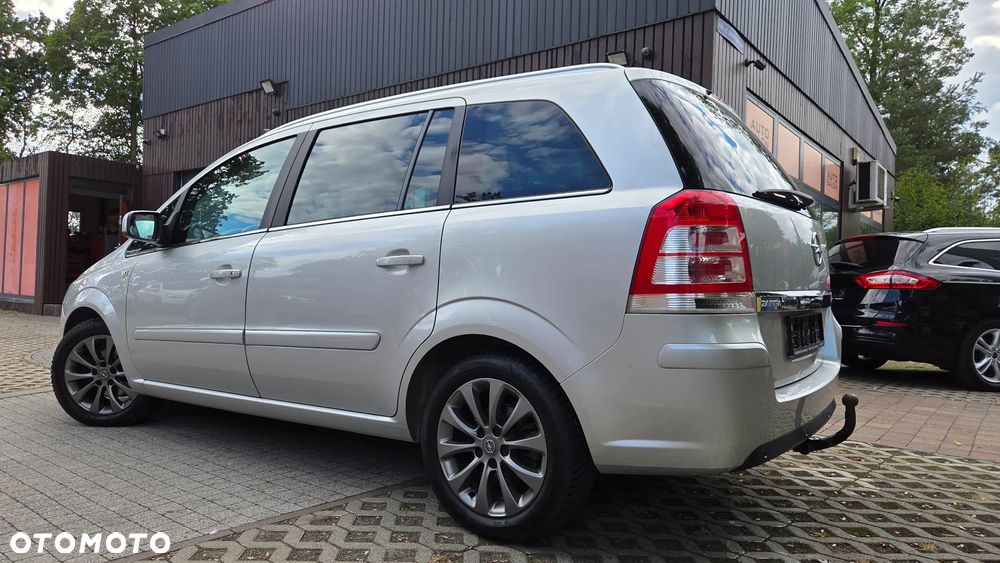 Opel Zafira 1.8 Family Plus - 4