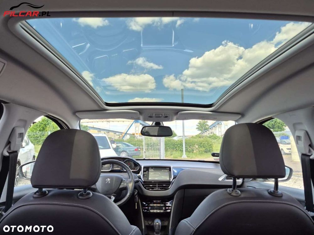 Peugeot 2008 - 8