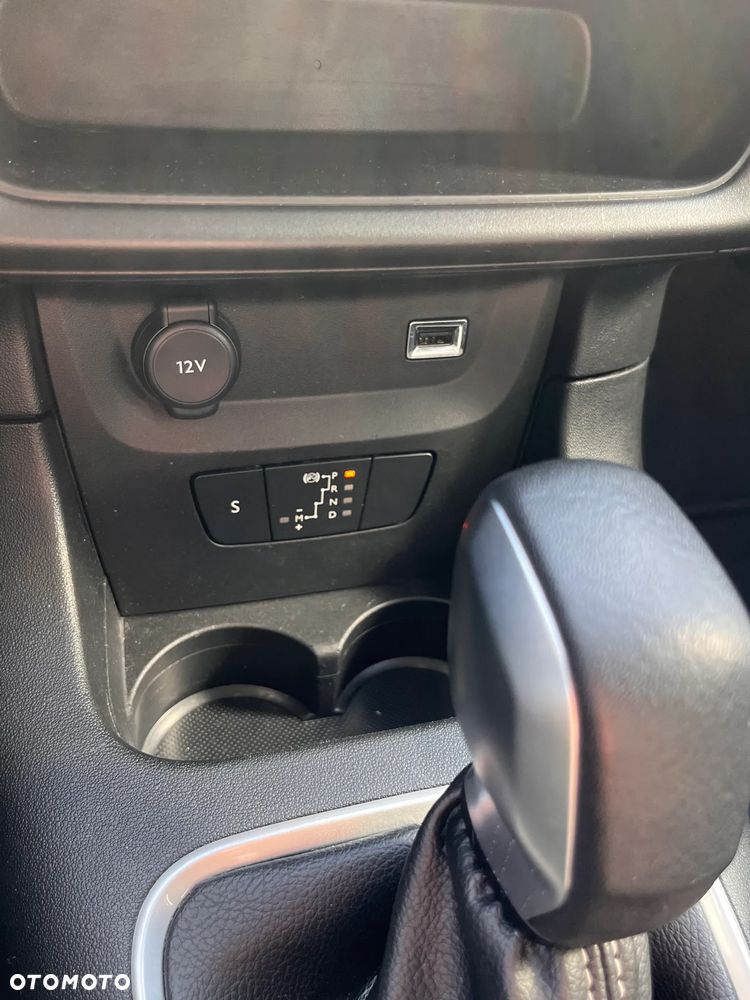 Citroën C3 1.2 PureTech Max EAT6 - 13