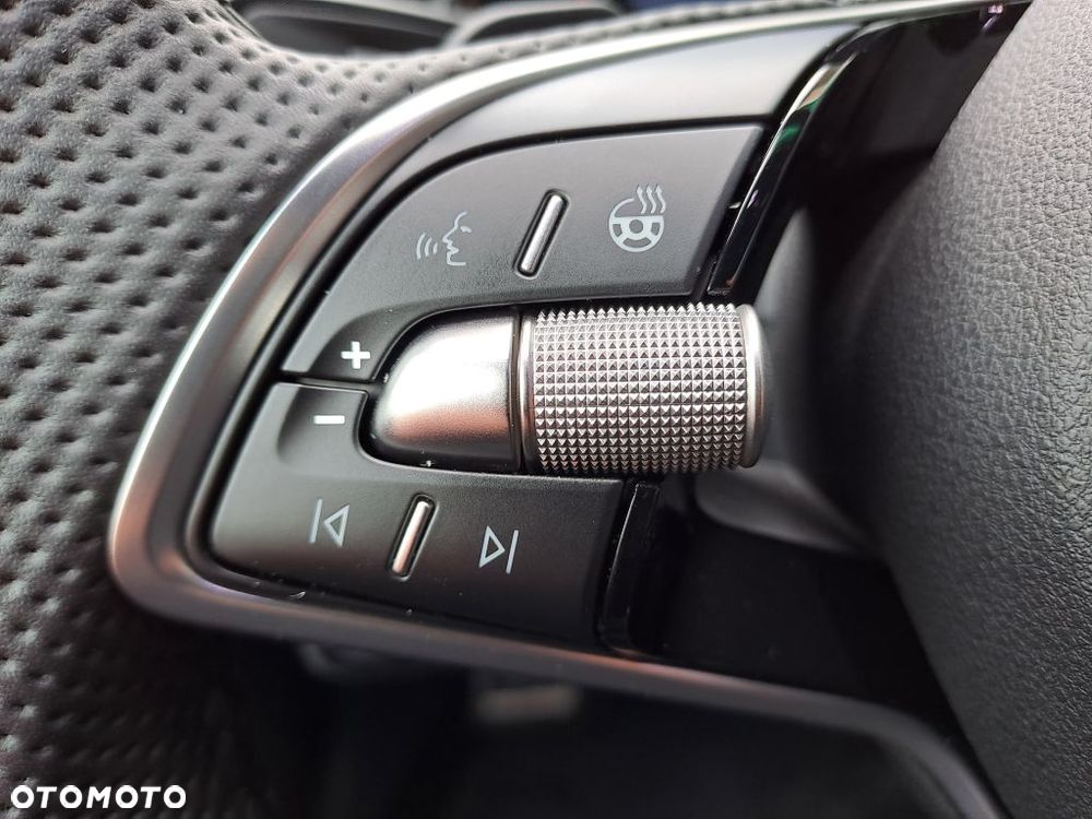 Skoda Superb 2.0 TDI SCR 4x4 Sportline DSG - 17