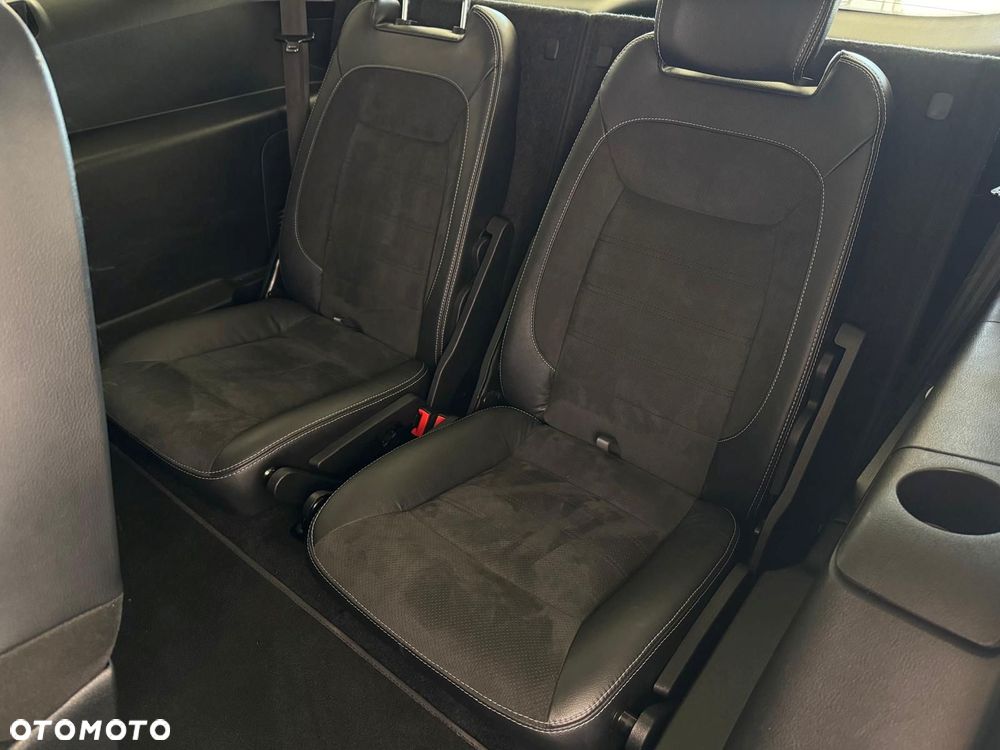 Ford S-Max 2.0 TDCi DPF Titanium X - 33