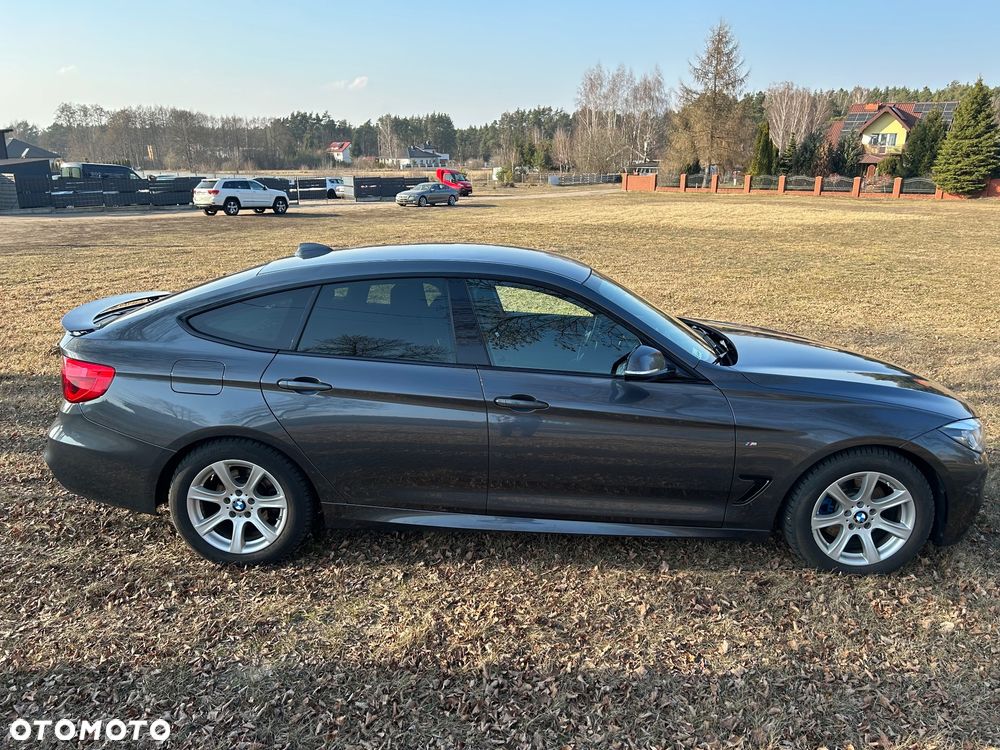 BMW Seria 3 325d M Sport - 7