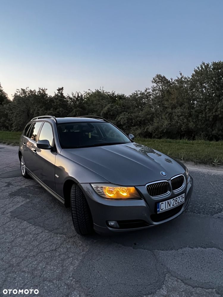 BMW Seria 3 316i - 11