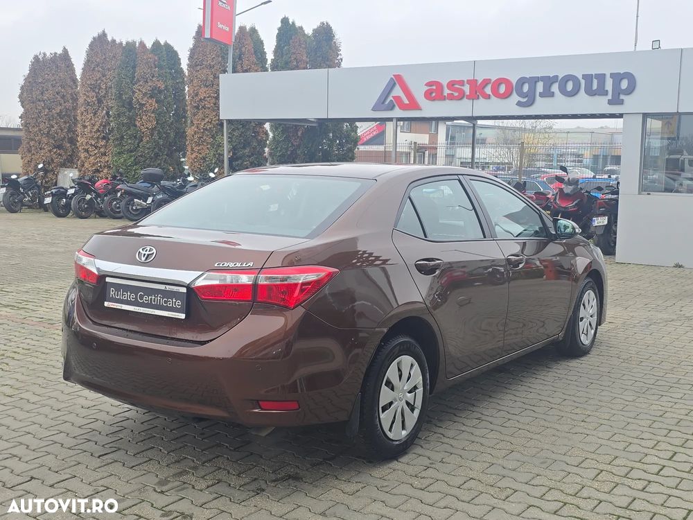 Toyota Corolla 1.6 Valvematic Terra - 4