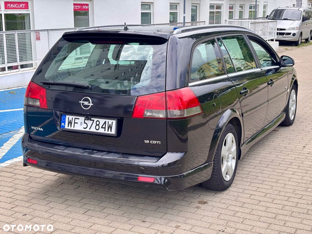 Opel Vectra 1.9 CDTI Cosmo - 3