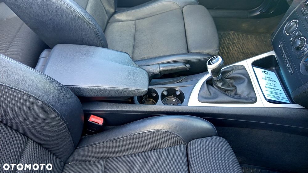 BMW Seria 1 118d DPF - 15