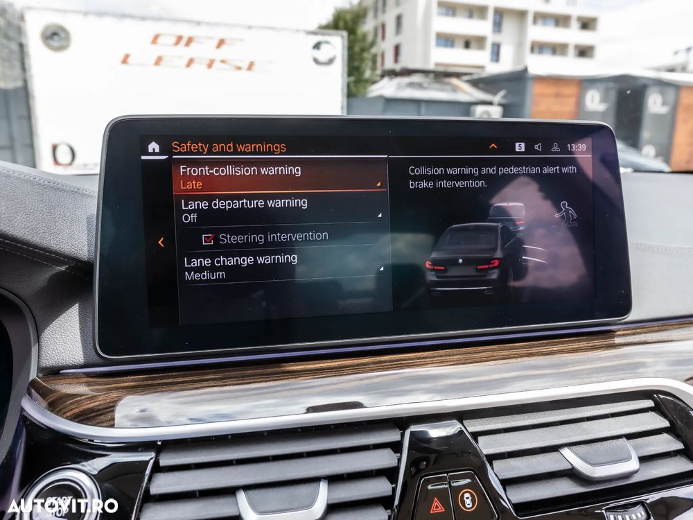BMW Seria 5 520i AT MHEV - 25