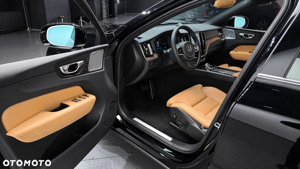 Volvo XC 60 B5 B AWD Geartronic Inscription - 11