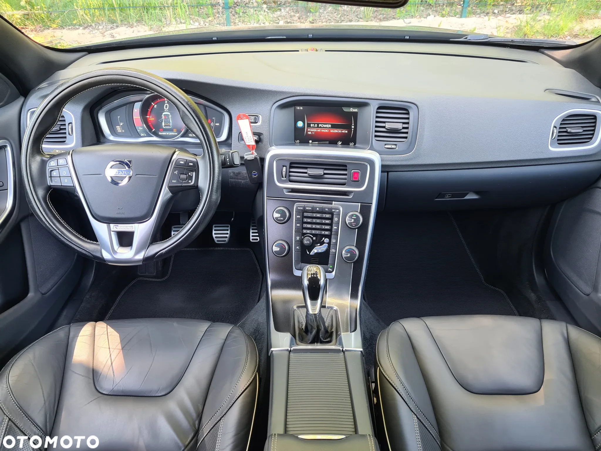 Volvo S60 D4 Drive-E R-Design Momentum - 4