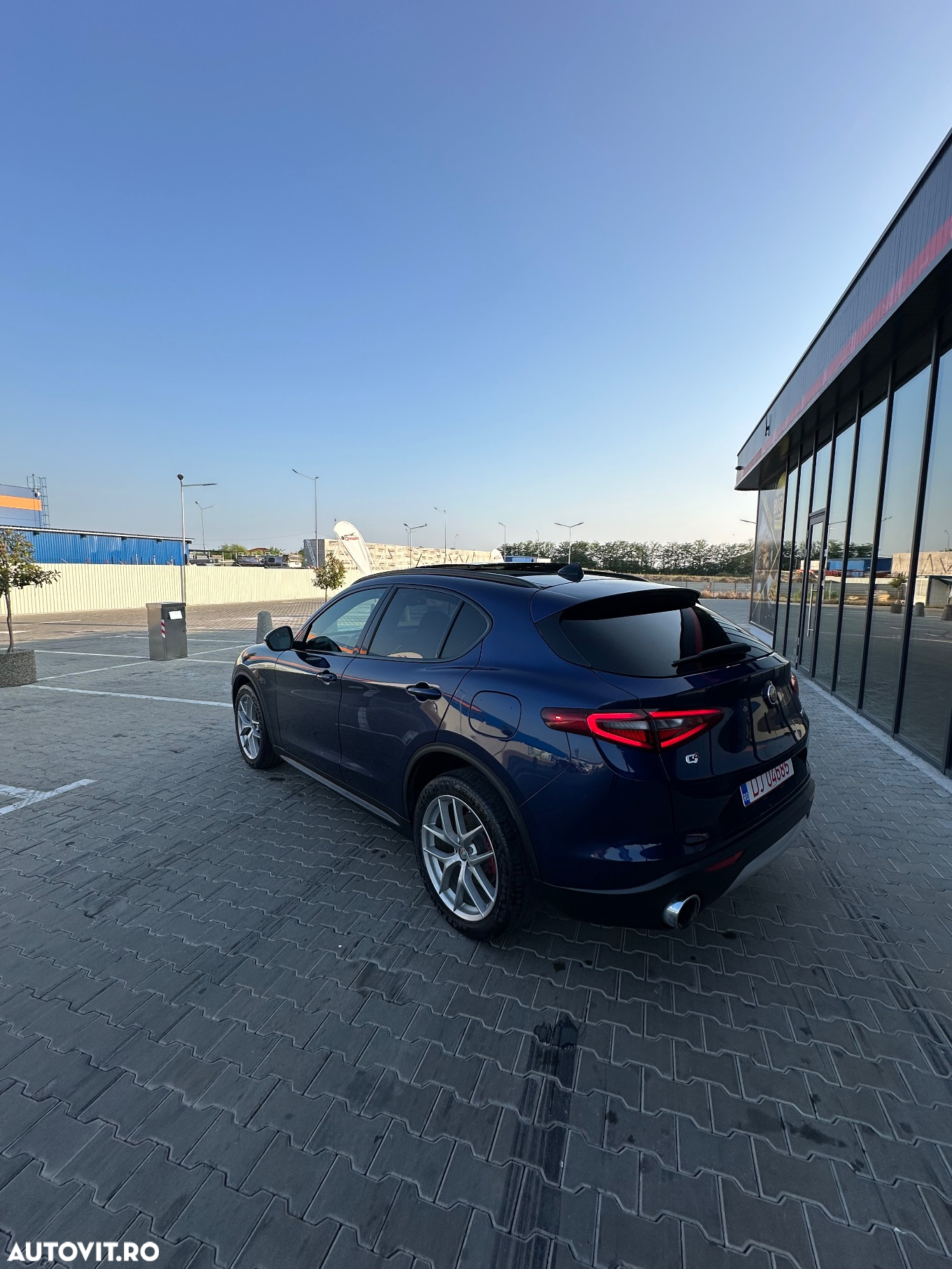 Alfa Romeo Stelvio 2.0 Turbo 16V AT8-Q4 Ti - 25