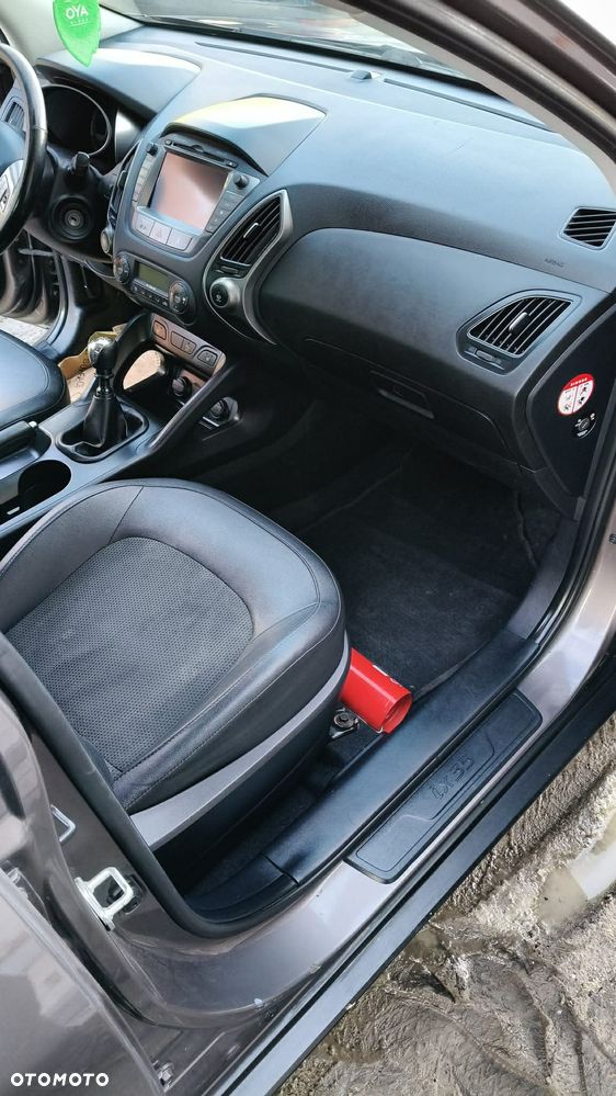 Hyundai ix35 1.7 CRDi 2WD blue Comfort - 23