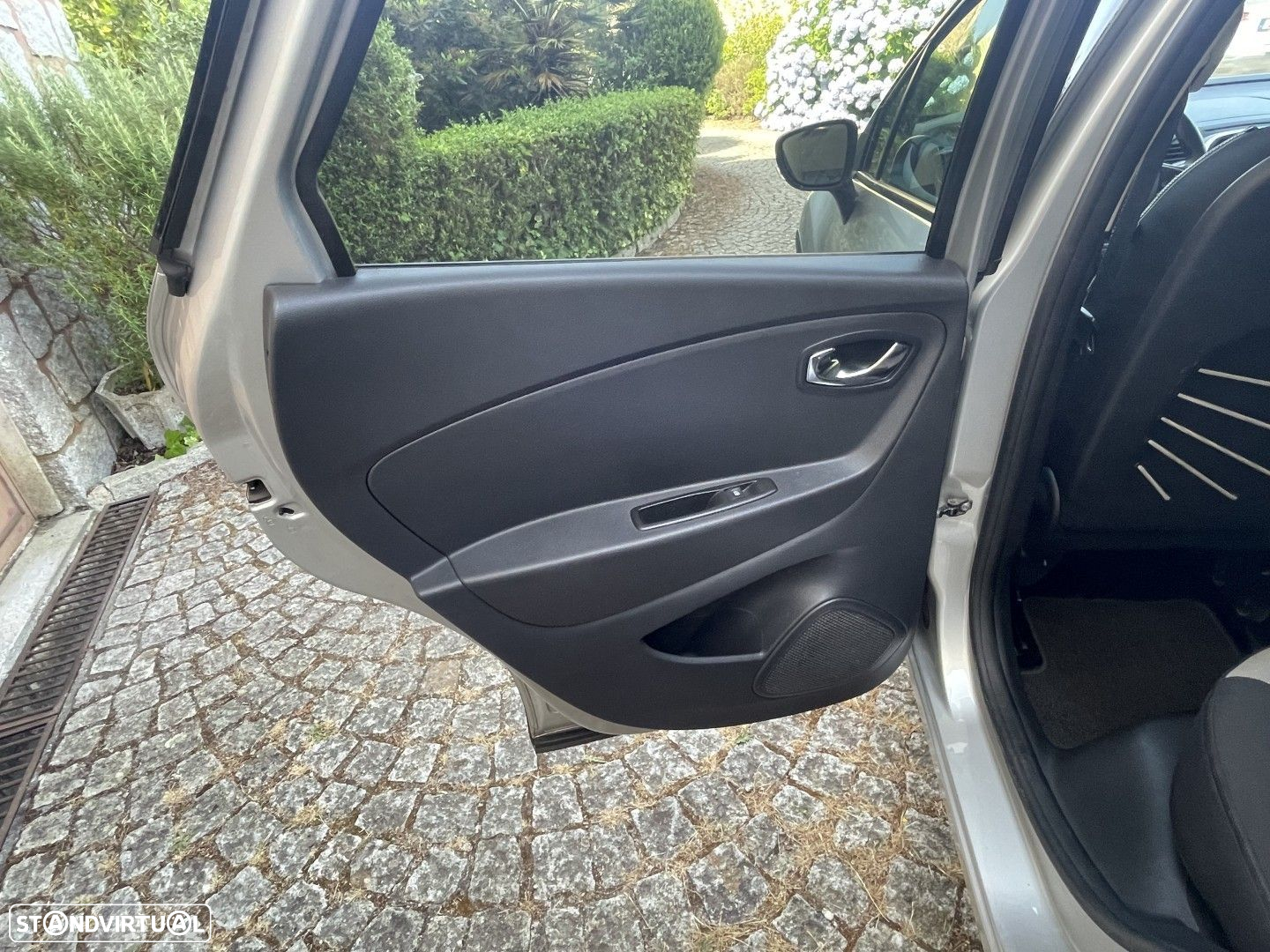 Renault Captur 0.9 TCE Exclusive - 6