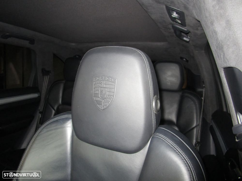 Porsche Cayenne S Tiptronic S - 25