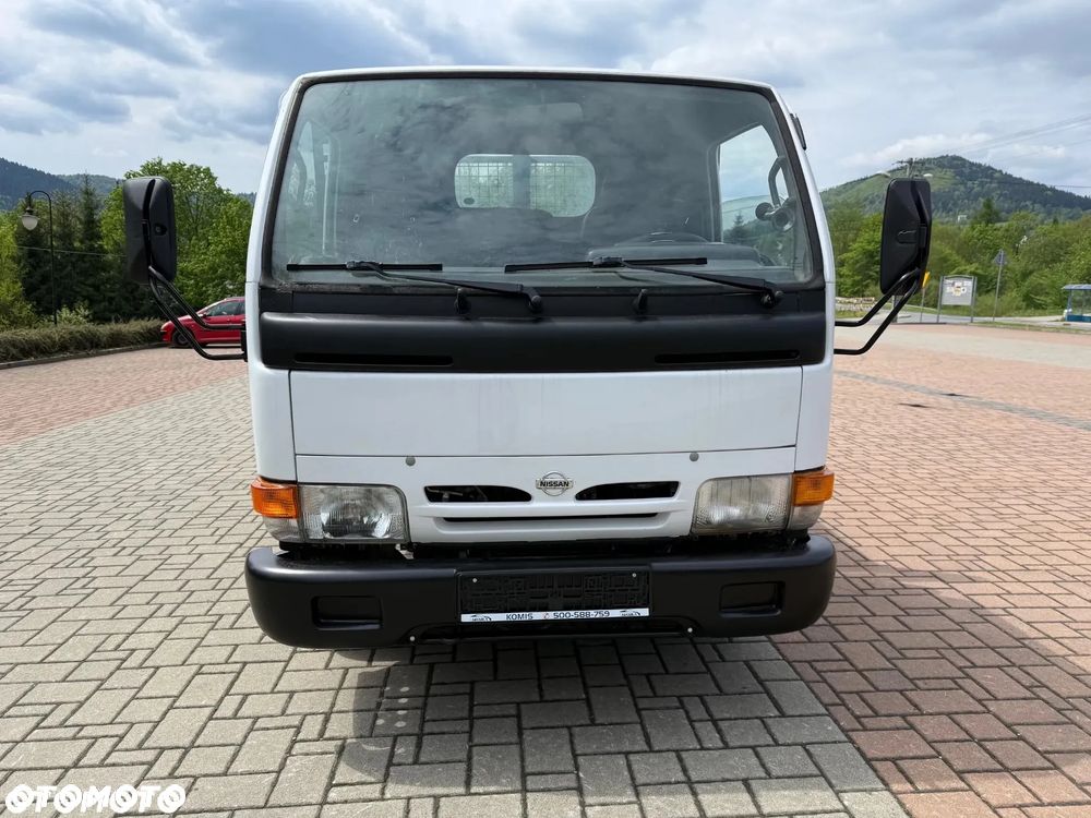 Nissan Cabstar - 2