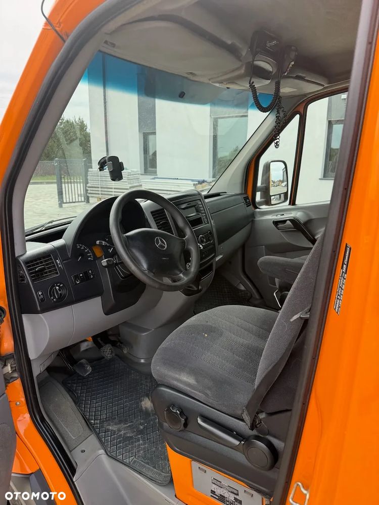 Mercedes-Benz Sprinter - 8