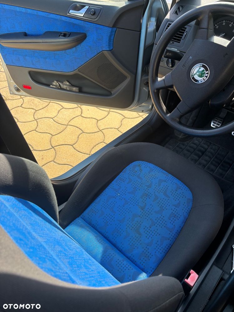 Skoda Fabia 1.4 16V Comfort - 25