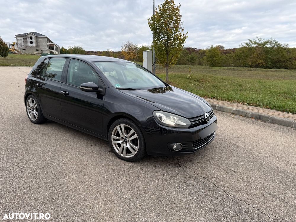 Volkswagen Golf - 2