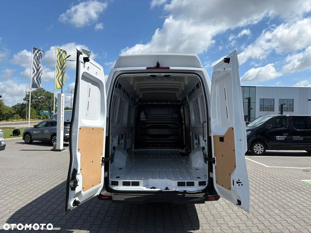Renault Master Furgon RWD L4H3 170 KM - 8