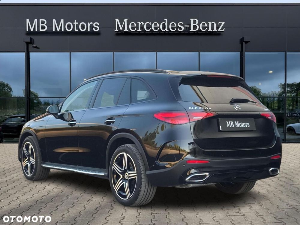 Mercedes-Benz GLC - 6
