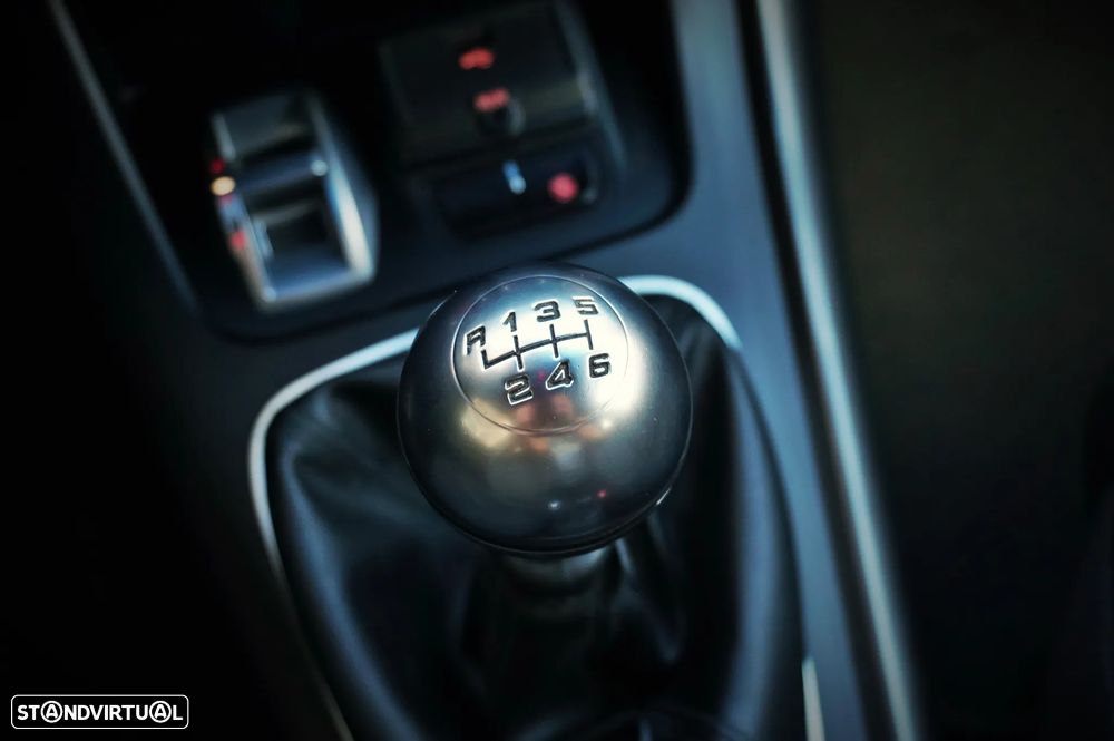 Alfa Romeo Giulietta 1.6 JTDm Progression - 32