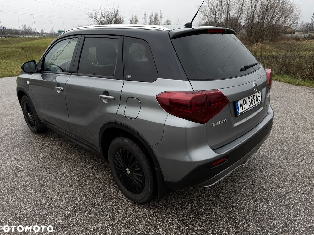 Suzuki Vitara 1.0 Boosterjet Premium 4WD - 17