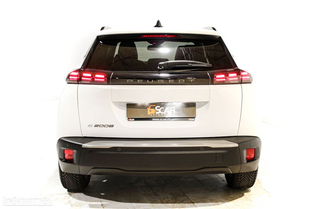 Peugeot e-2008 Allure - 5