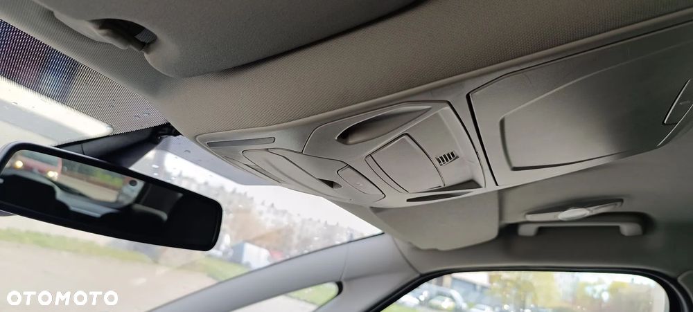 Ford S-Max 2.0 TDCi DPF Titanium - 13