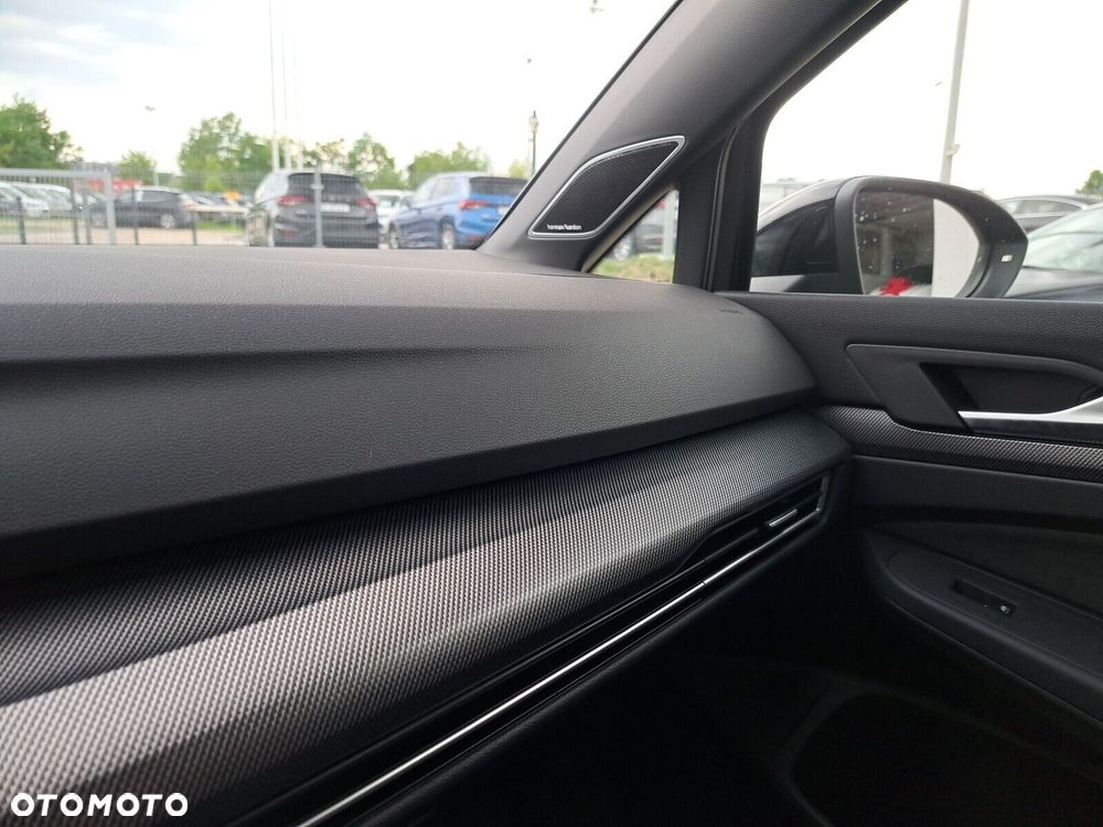 Volkswagen Golf Variant 2.0 TDI R-Line Plus DSG - 35