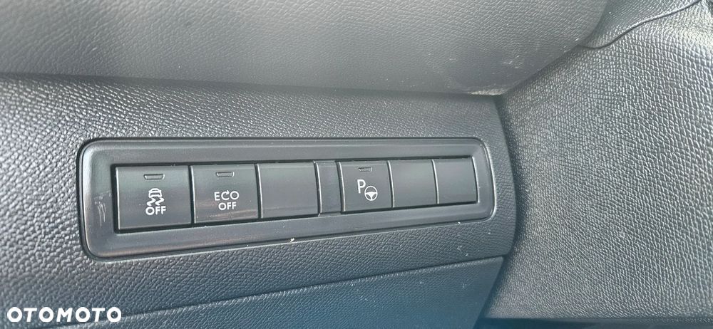 Peugeot 308 - 14