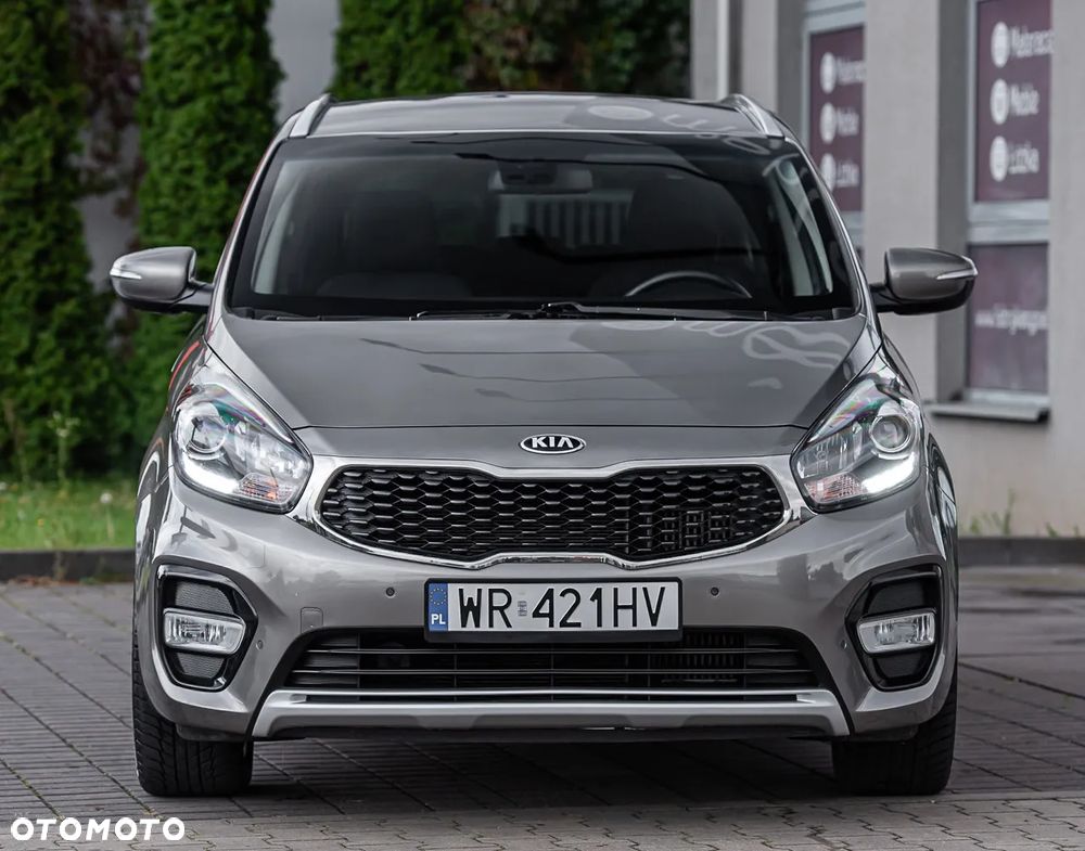 Kia Carens 1.7 CRDi L 7os - 9