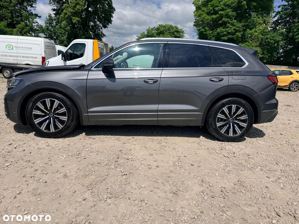 Volkswagen Touareg V6 e-Hybrid OPF 4Motion Elegance FINAL EDITION - 39