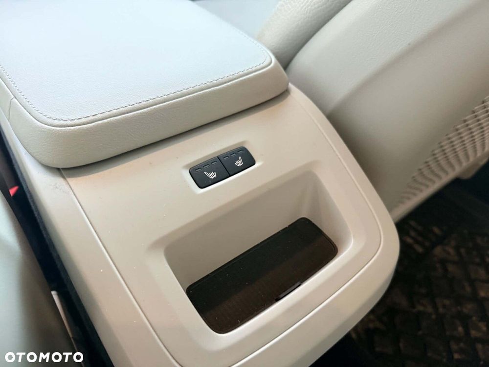 Volvo S90 - 13