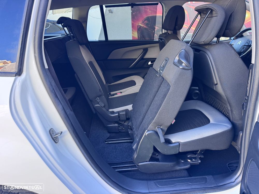 Citroën C4 Grand Picasso - 21