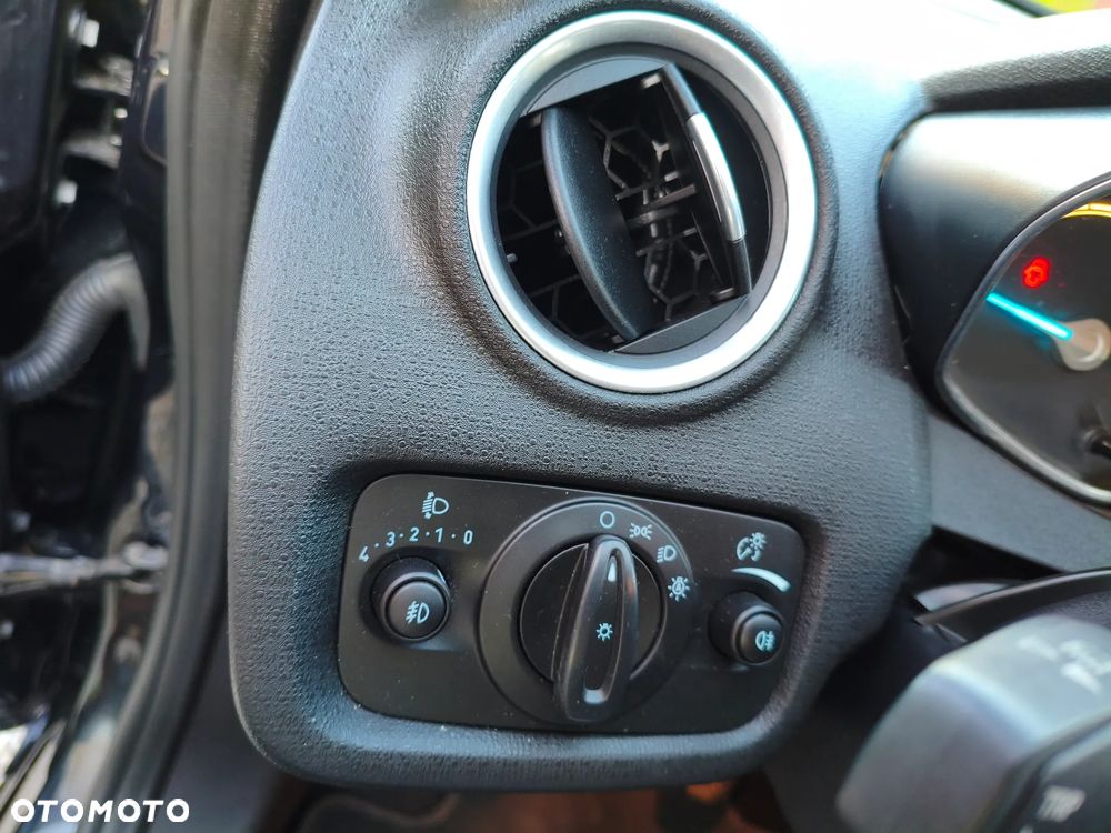 Ford Fiesta - 13