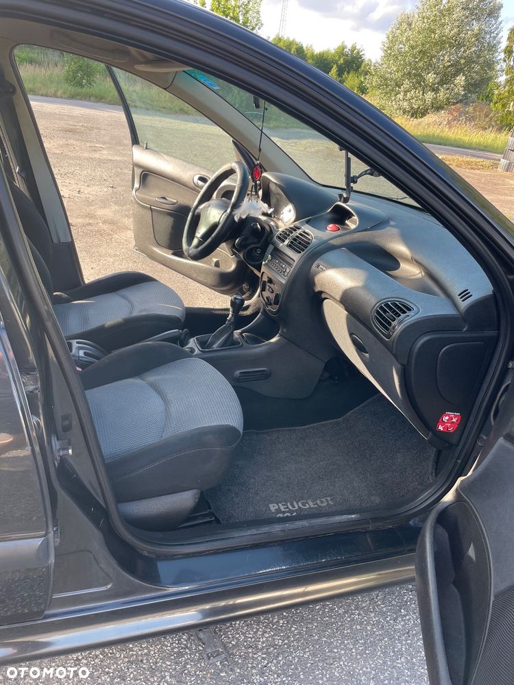 Peugeot 206 - 12