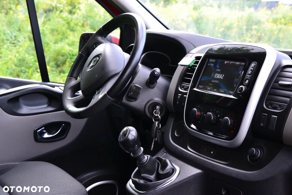 Renault Trafic  Kamera Hak  R linke - 9