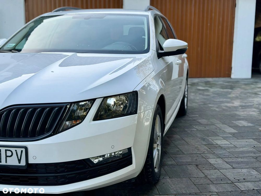 Skoda Octavia 1.6 TDI Ambition - 13