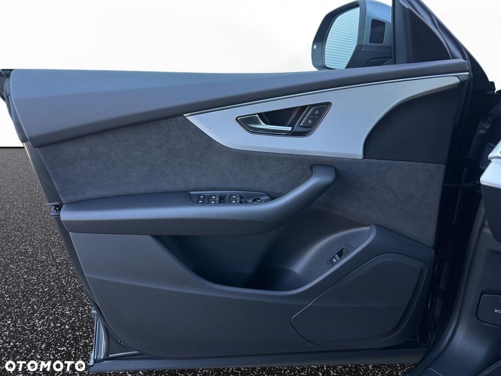 Audi Q8 50 TDI mHEV Quattro Tiptronic - 29