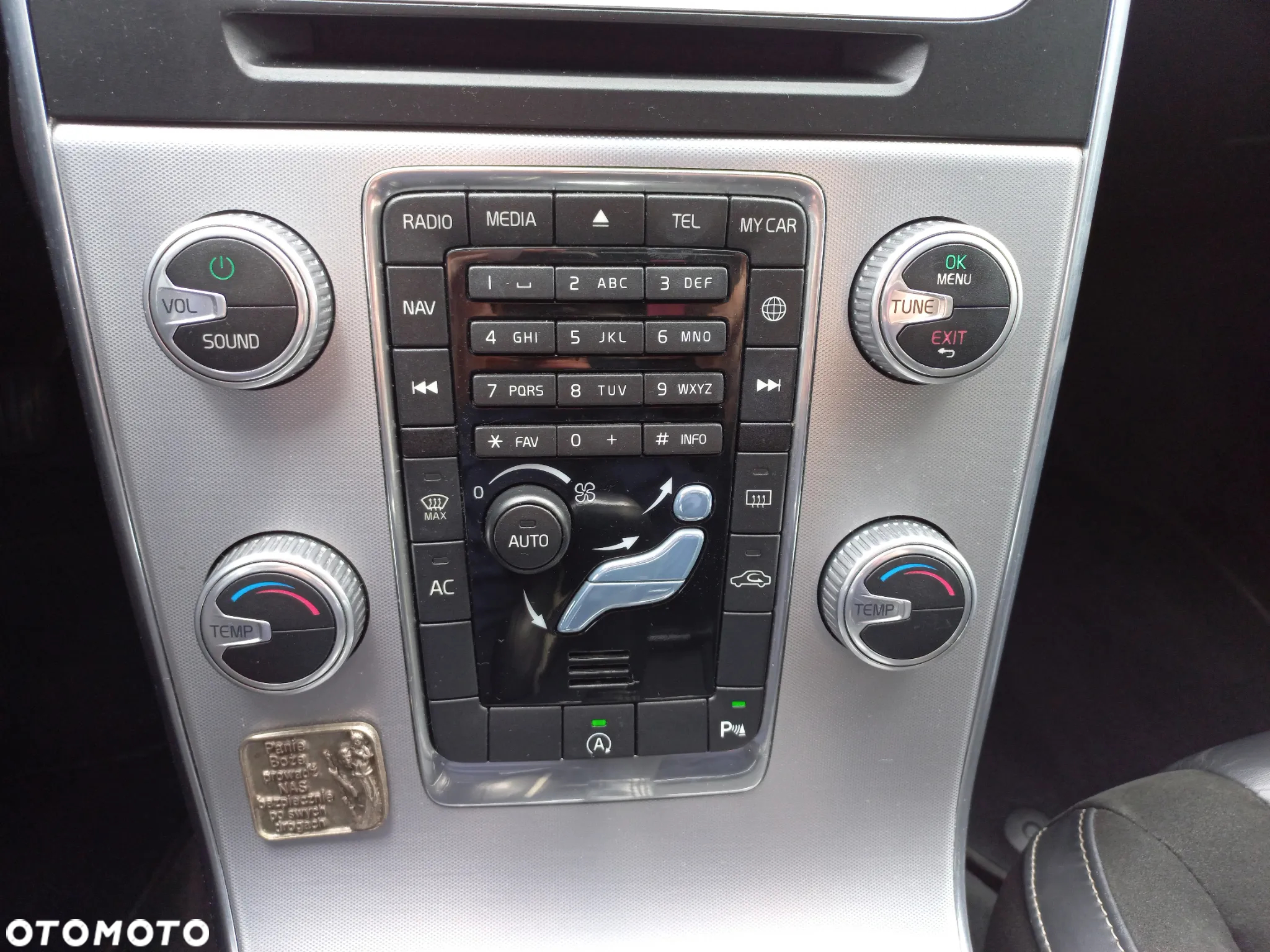 Volvo V60 D2 Drive-E R-Design Momentum - 26