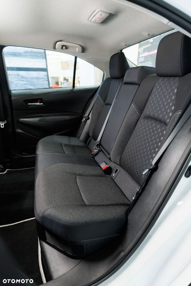 Toyota Corolla 1.8 Hybrid Comfort - 20
