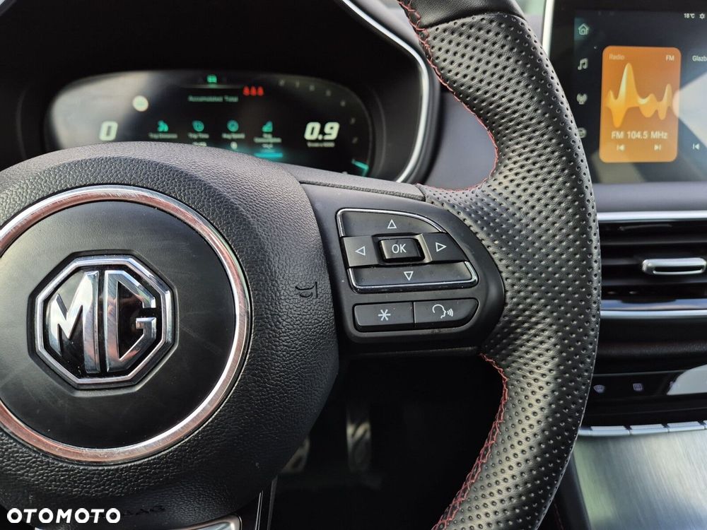 MG HS 1.5 T-GDI Exclusive DCT - 18