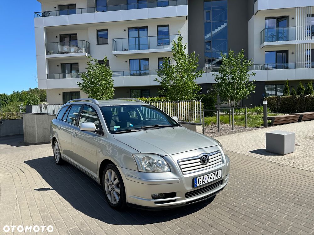 Toyota Avensis 2.0 D-4D Sol - 3