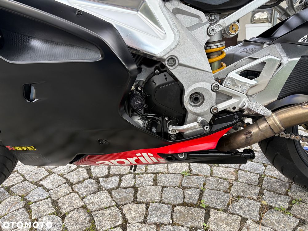 Aprilia RSV - 25