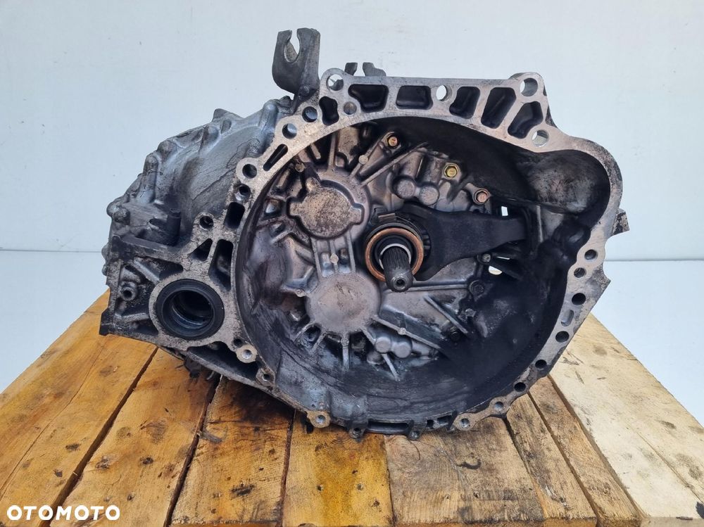 Toyota Corolla Verso 2.2 D4D SKRZYNIA BIEGÓW manualna MANUAL - 3