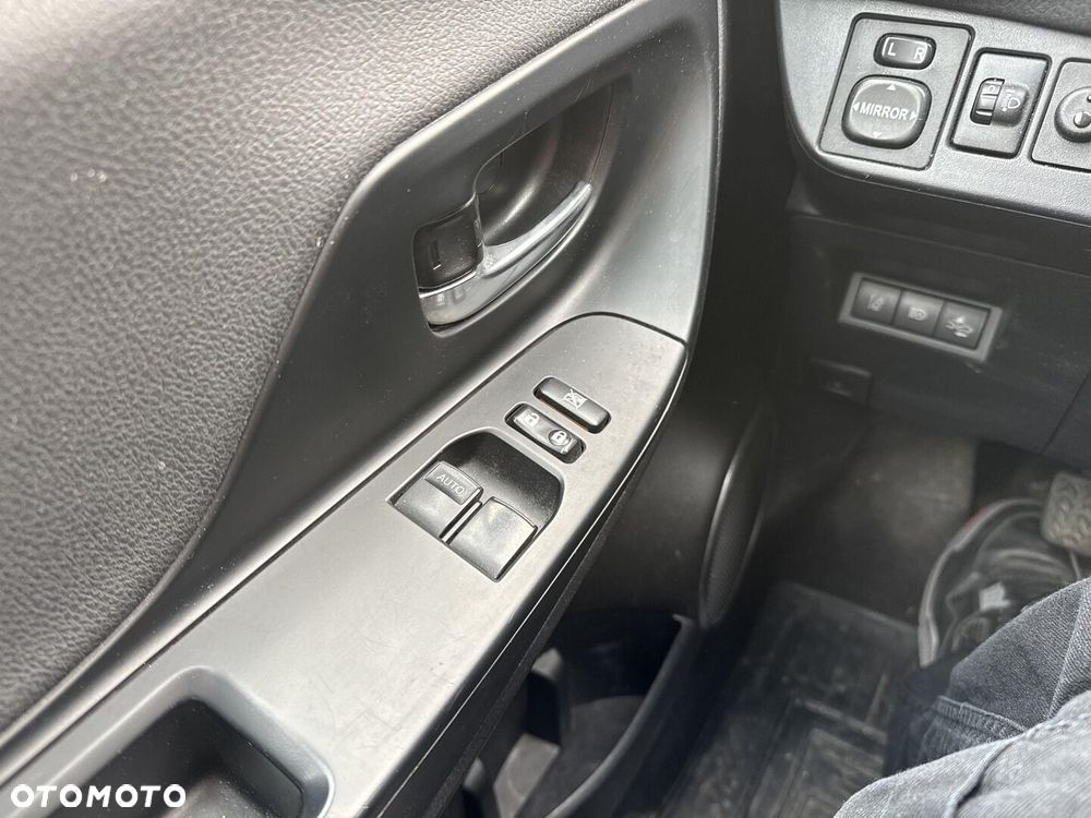Toyota Yaris - 21