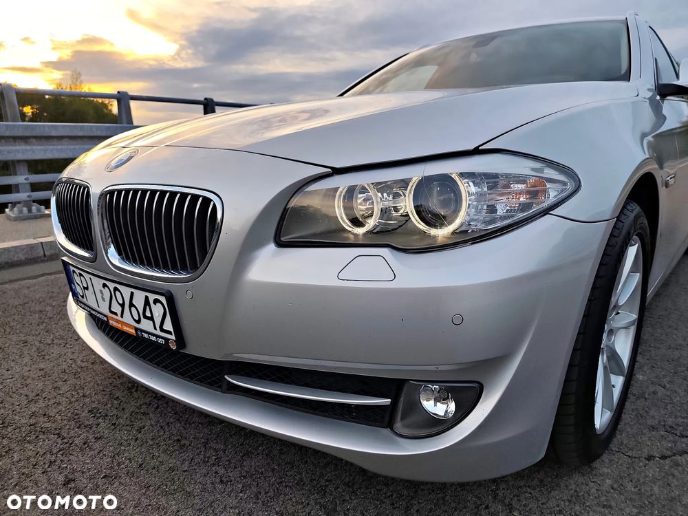 BMW Seria 5 520d Luxury Line - 12